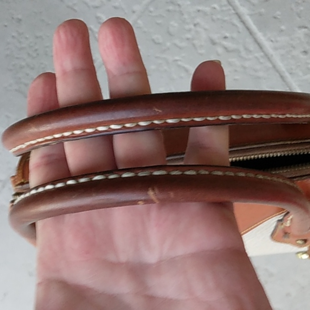 Dooney & Bourke Leather Gladstone Cream and Tan Satchel - Picture 9 of 16